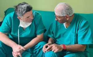Opća bolnica: Ortoped Yasser Elbatrawy pregledao pacijente oboljele od deformiteta ekstremiteta