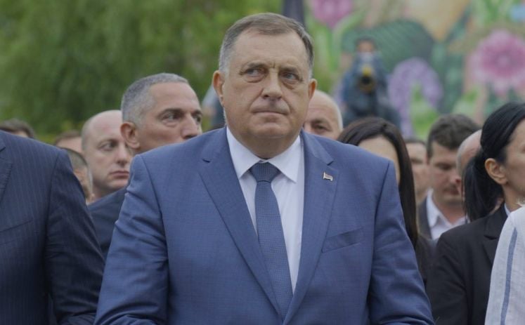 Nova epizoda Dodika: Schmidta nazvao fašističkim smećem, sebe poredio s Miloševićem