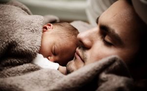 Japanski naučnici otkrivaju najučinkovitiji trik za uspavljivanje beba
