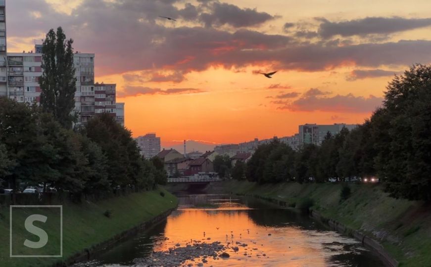 Kada Sarajevo tone u noć: Čarobni prizori zalaska sunca na nebu iznad olimpijskog grada