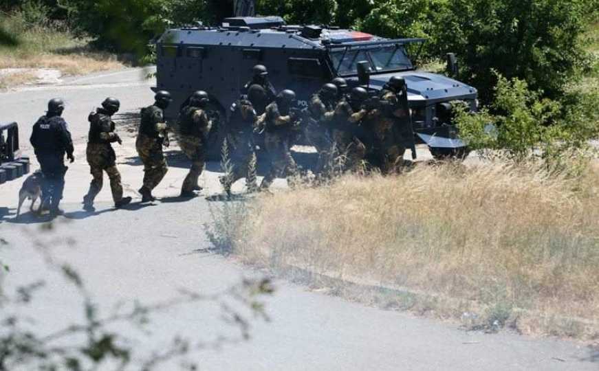 Nova akcija policije na Kosovu: Pronađena još jedna veća količina oružja