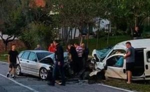 MUP ZDK o teškoj saobraćajnoj nesreći u Vozući: Dvije osobe zadobile povrede opasne po život