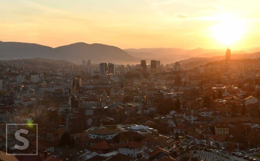 Povratak legendarne pjesme o Sarajevu: "Kiša ruši grad"