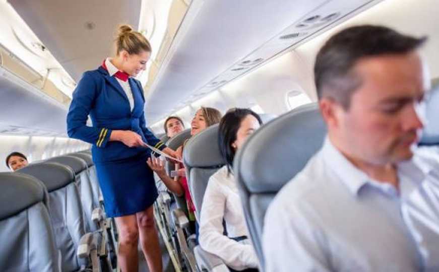 Bivša stjuardesa otkrila detalje svog posla: 'Mrzila sam svaku sekundu'