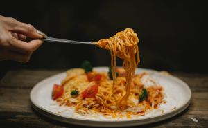 Idealna ideja za ručak: Probajte ukusne špagete bolonjez sa jednim tajnim sastojkom