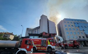 Detalji požara u Banjoj Luci: Plamen zahvatio i hotel 'Bosna', gosti evakuisani