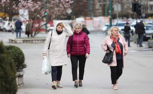 Pripremite topliju garderobu: Meteorolozi najavljuju kišu i grmljavinu