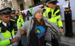 Švedska klimatska aktivistkinja Greta Thunberg uhapšena u Londonu