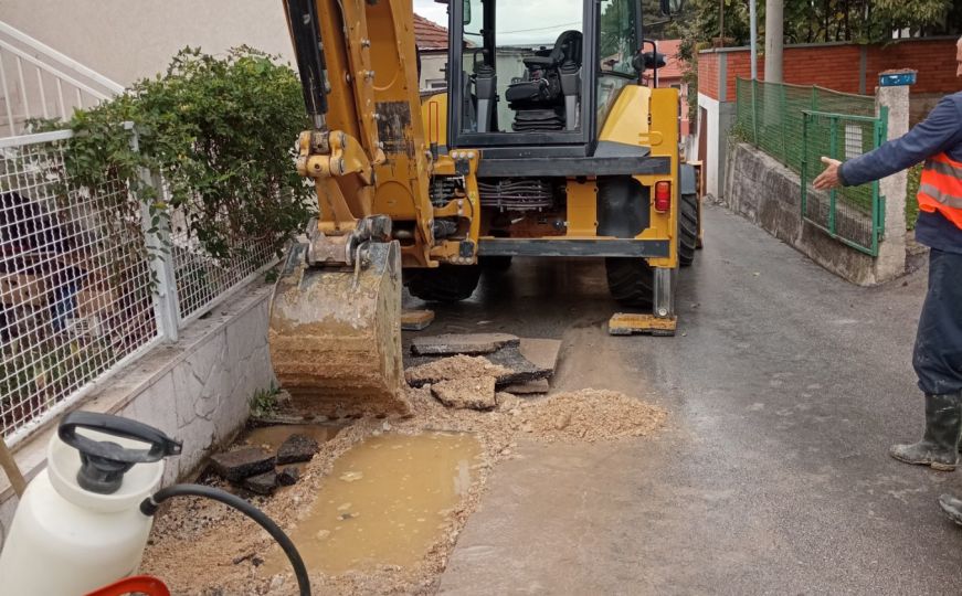 Nastavljaju se radovi na popravkama kvarova: Moguće redukcije vode u 15 sarajevskih ulica
