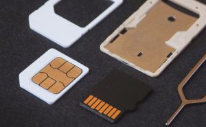 Svi znamo za SIM kartice, a znate li šta su eSIM i iSIM kartice i koja im je namjena?