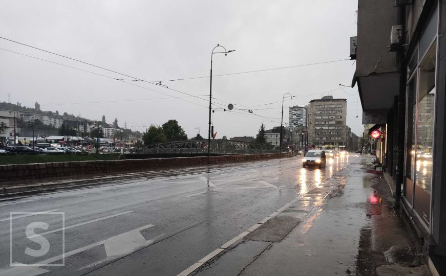 Veliko nevrijeme u Sarajevu: Jaka kiša i grmljavina zahvatile grad