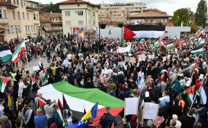 Iz Sarajeva poslana poruka: "Zaustavite ubijanje djece u Palestini. Ovo je genocid, ne rat!"