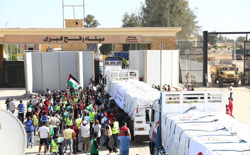 Potvrđeno: Drugi konvoj pomoći ulazi u Gazu preko egipatskog prelaza Rafah