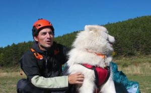 Upoznajte Ouku, psa koji leti nad francuskim Alpama
