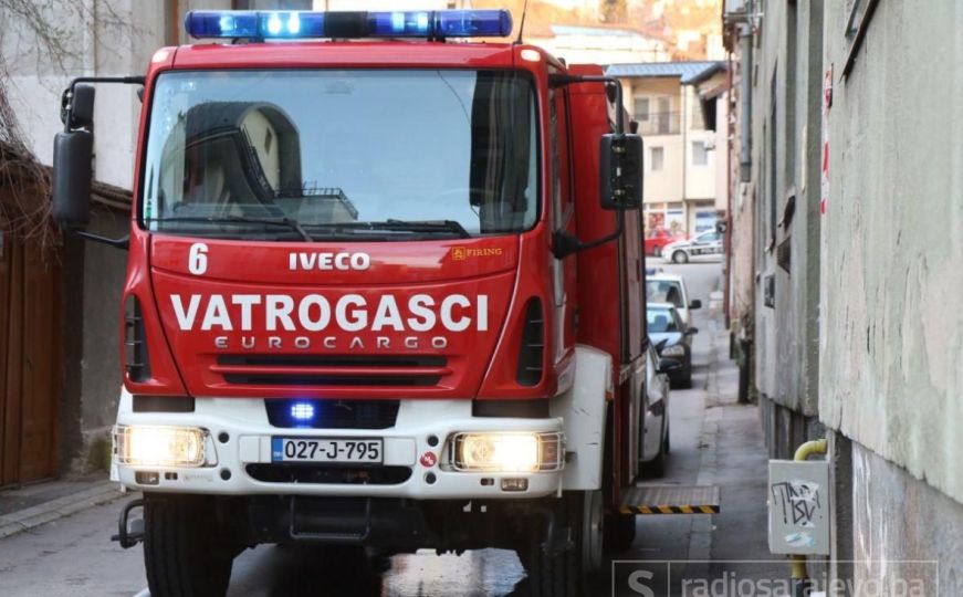 Požar u Sarajevu: Gorjela porodična kuća