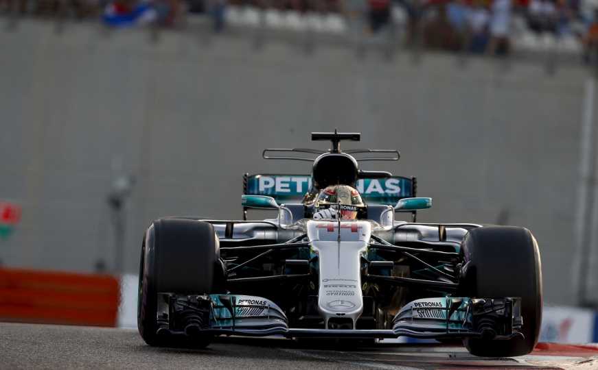 Propust Hamiltonovog tima: Kako je plastična ploča uništila napredak Mercedesa u SAD
