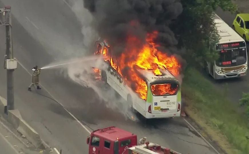 Haos u Brazilu: Kriminalci zapalili desetine autobusa, kamione i voz