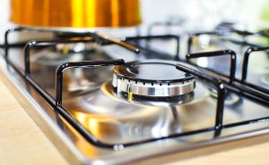 Otkrivamo vam genijalan trik za čišćenje rešetki sa šporeta, isprobajte ga!