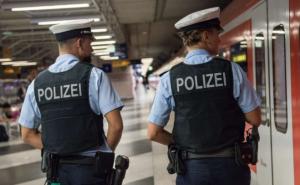 Stravičan zločin u Njemačkoj: Maloljetnici nožem ubili beskućnika pa sve snimili mobitelom
