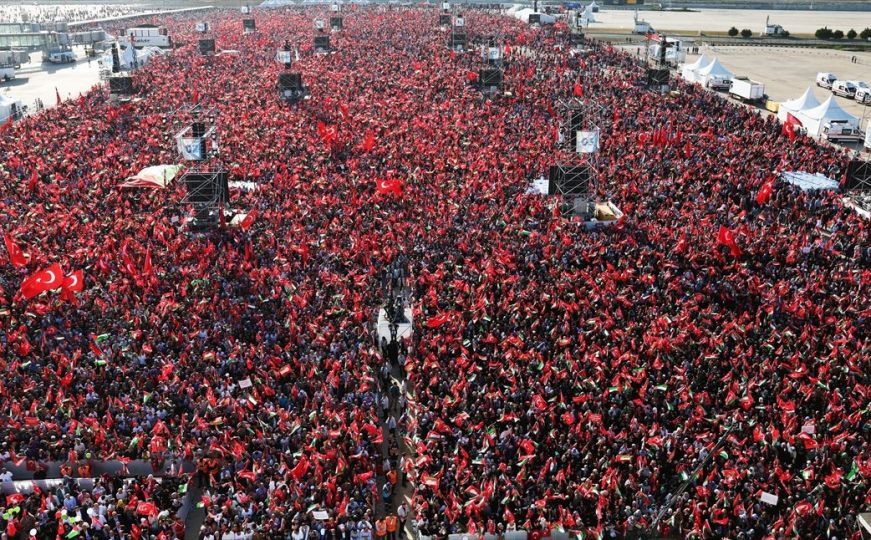 Turska ustala za Palestinu: Desetine hiljada ljudi na ulicama, Erdogan poslao žestoku poruku Izraelu