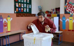 Pogledajte prve kadrove: Građani stižu na glasanje, biraju novog načelnika općine Stari Grad