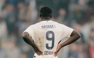 Nezapamćena kriza: Ajax poslije pet primljenih golova u derbiju zakovan za dno tabele