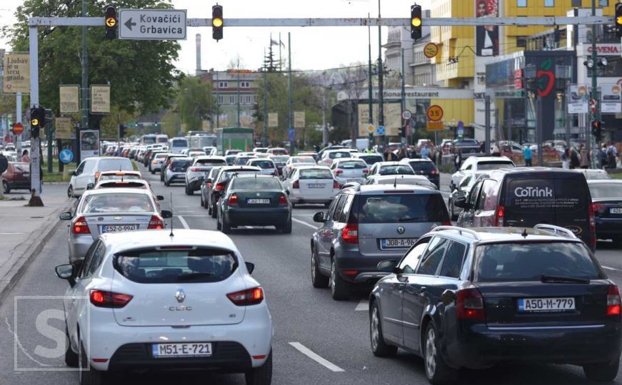 Važna informacija za vozače: Od srijede u BiH stiže promjena u saobraćaju, a evo kolike su kazne