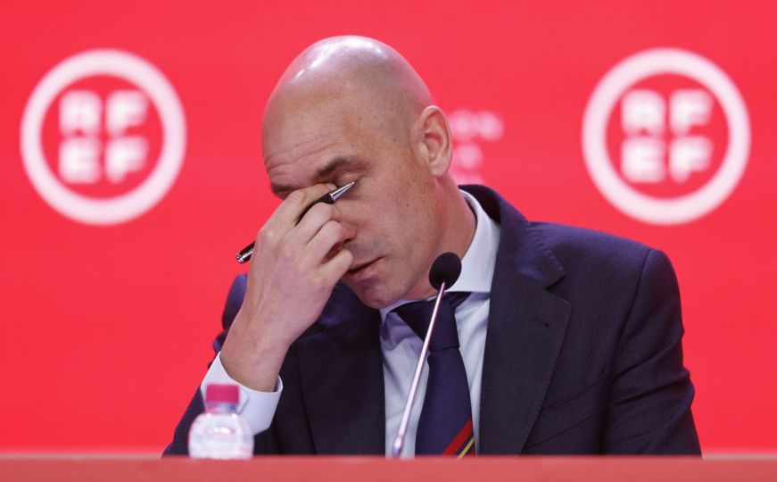 FIFA suspendovala Luisa Rubialesa na tri godine zbog seksističkog skandala