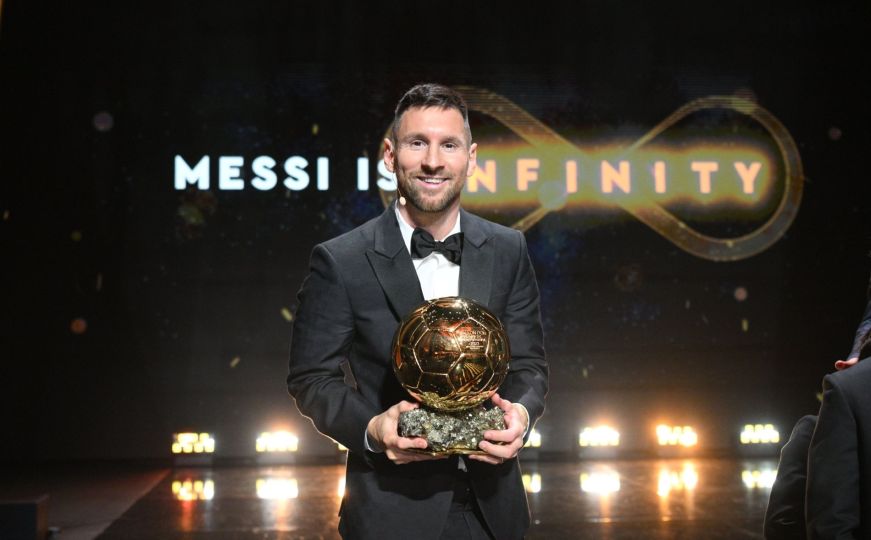 Lionel Messi rekordni osmi put osvojio Zlatnu loptu