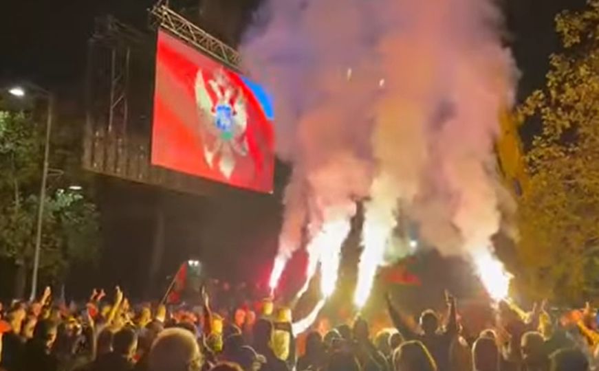 Veliki protest u Crnoj Gori: 'Mandića ne prihvatamo za predsjednika Skupštine'