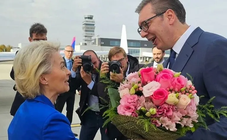 Vučić dočekao predsjednicu Europske komisije u Beogradu: Ursula von der Leyen stiže u Sarajevo