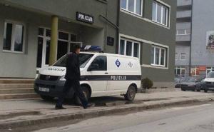 Kontrola u Visokom: Sarajlije sa maloljetnim Visočakom zatečeni sa drogom u automobilu