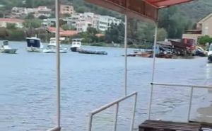 Oluja na hrvatskoj obali: Pogledajte snimak poplavljene rive u Veloj Luci