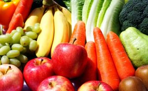Evo kako trula jabuka, selotejp i aluminijska folija pomažu voću i povrću da ostanu svježi?