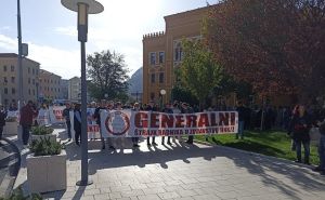 Zdravstveni radnici u HNK održali protestnu šetnju u Mostaru: "Mi želimo da ova agonija prestane"