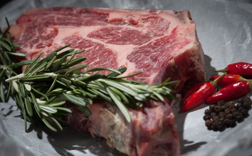 Pregledajte svoje frižidere: Ove tri vrste mesa garantuju upalu i debljanje