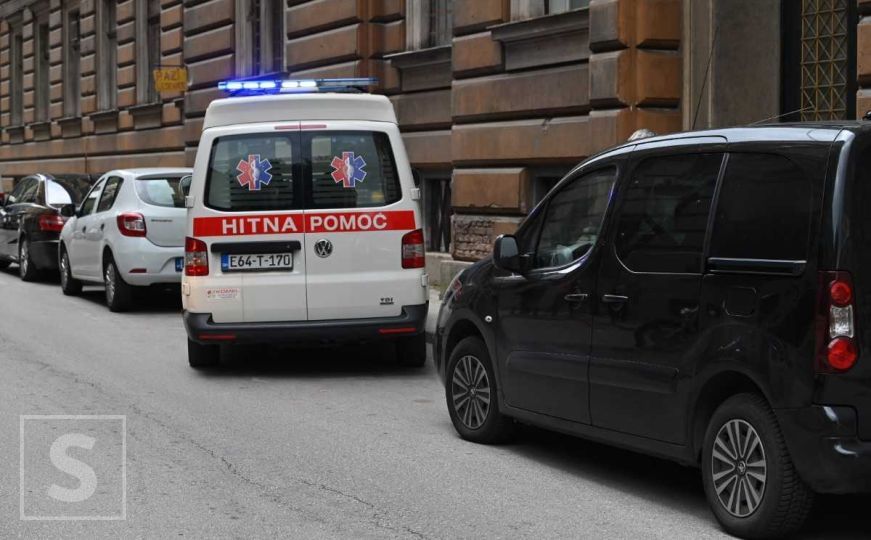Epilog nesreće u centru Sarajeva: Peugeotom udario staricu, zadobila je frakturu podlaktice