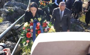 S tugom i poštovanjem sjećamo se ubijenih Sarajlija: Odata počast ubijenim na lokalitetu Kazani