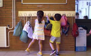 Različite cijene produženog boravka u školama stvaraju zabunu među roditeljima: Idu i do 200 KM