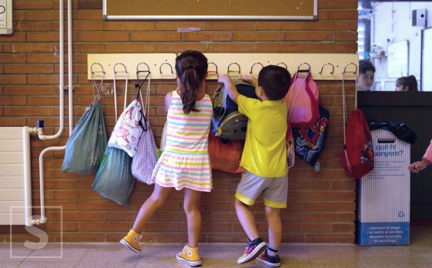 Različite cijene produženog boravka u školama stvaraju zabunu među roditeljima: Idu i do 200 KM
