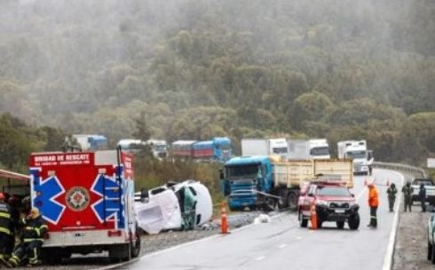 Stravična nesreća u Argentini: U sudaru turističkog minibusa i kamiona poginulo šest osoba