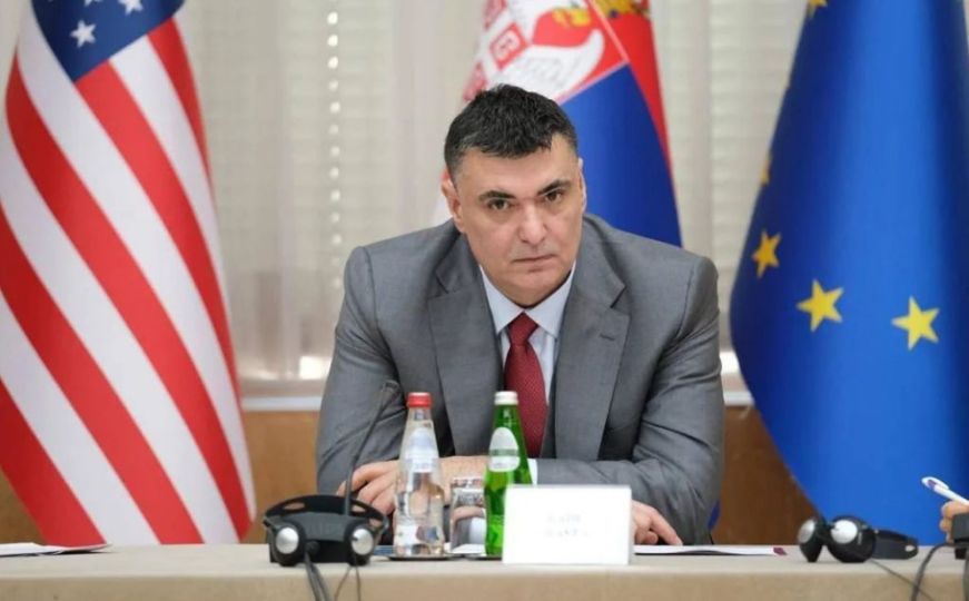 Bivši ministar u Srbiji, koji je tražio uvođenje sankcija Rusiji, izlazi na izbore kao Jugosloven