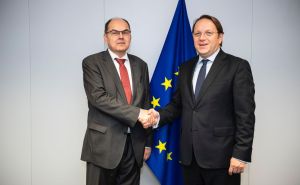 Oliver Varhelyi i Christian Schmidt: 'Vrata za pregovore BiH i EU su širom otvorena'