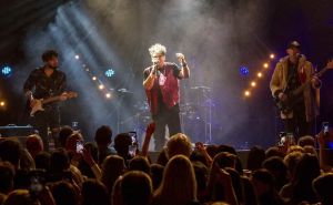 Publika oduševljena: Crvena jabuka nastupila u londonskoj palači The Clapham Grand