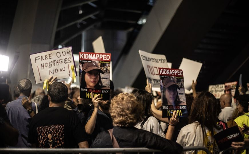 Porodice talaca koje drži Hamas protestovale u Tel Avivu: 'Želimo primirje'