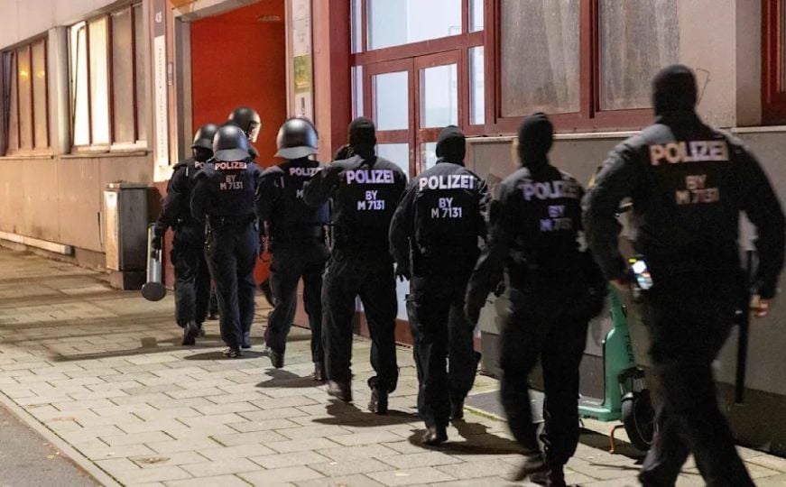 Velike racije širom Njemačke: Više od 500 policajaca na nogama, poznat i razlog