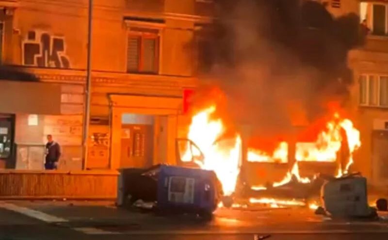 Haos u Sofiji: Najmanje 14 povrijeđenih u protestu bugarskih navijača protiv Saveza