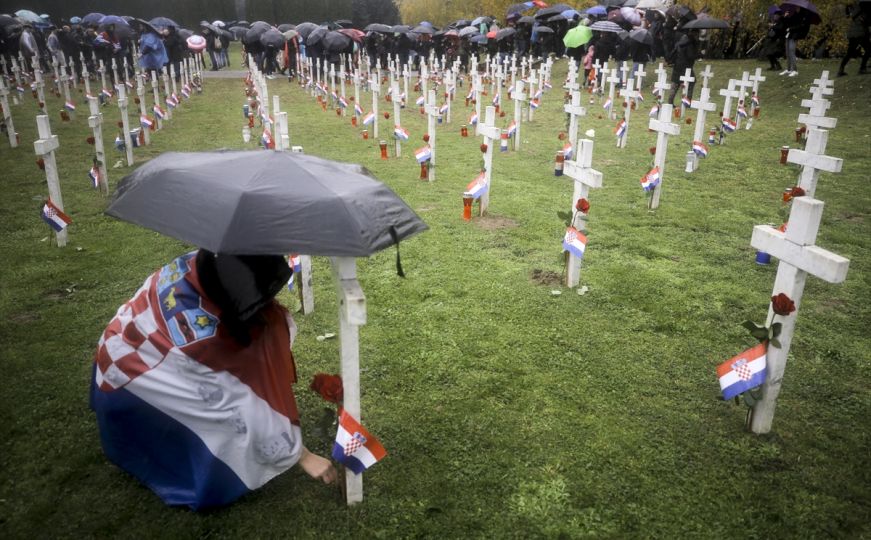Dan sjećanja na žrtve Vukovara: 32 godine od sloma odbrane grada u Hrvatskoj