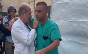 Pakao u Gazi: Ljekar morao sopstvenom sinu amputirati nogu - bez anestezije. Sin nije preživio