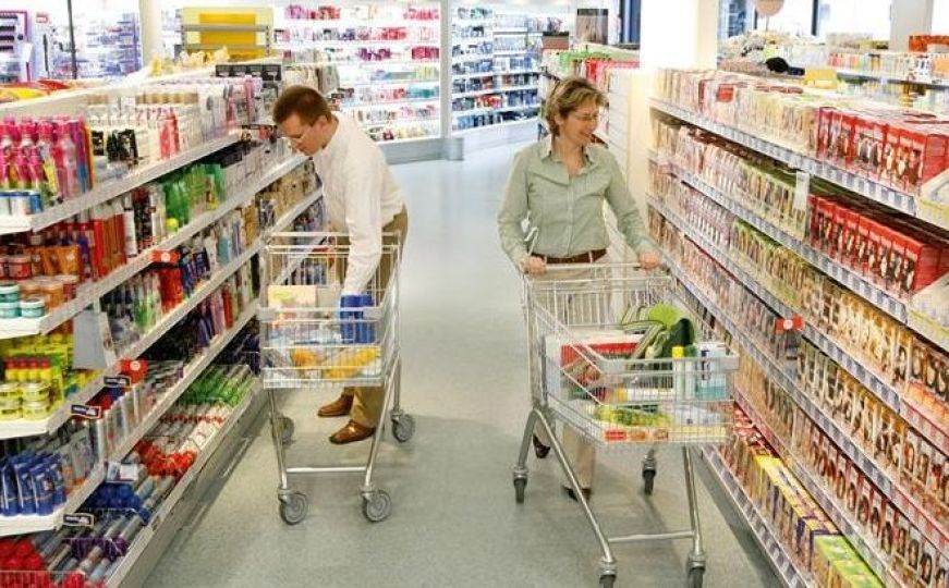 Novina u Njemačkoj: Prodavnice uskoro naplaćuju kauciju od pola marke na neke ambalaže
